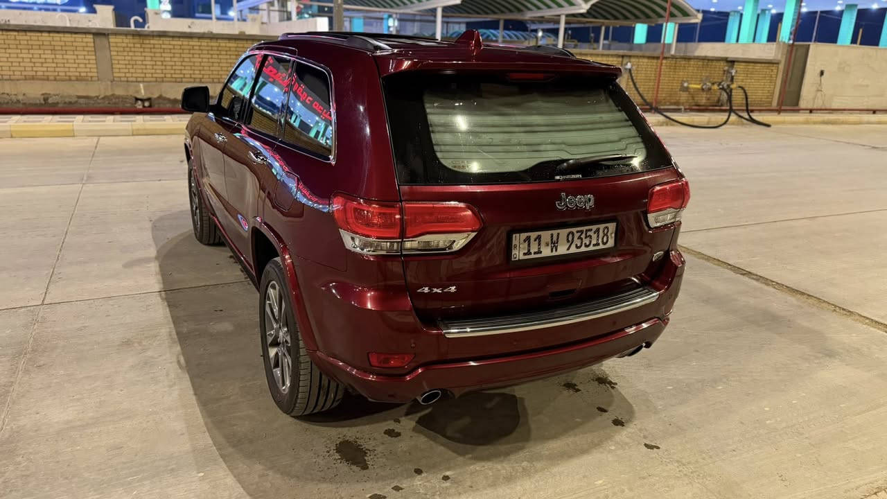 السلام عليكم
جيب كراند شيروكي اوفرلاند خليجية وكالة هارلم موديل 2018
رقم بغداد باسمي 
ماشيه 102 كم 

المواصفات : 
فول 1/1 للاخير شنو ابالك بيهه 
 داخل جلد  جكات تصعد وتنزل 3 شاشات بلادي كار بلي نظام صوت Alpine 10 سماعات تبريد وتدفئة كشنات امامي وتدفئة كشنات خلفي وتدفئة ستيرن كشنات خزن ميموري مري جانبية شفط وتعتيم وتدفئة حساسات امامي خلفي زراكات بلايت بانوراما 
الاضافات : 
تخم تاير دنلوب ياباني العام شاده ..
دواسات كهربائية يم شنايزر بمليون..
 منظومة زنون عدسة كاملة ب 500 دولار لايت رهيب..

سيارة بيها بابين تبديل وكالة نفس لون اثر حادث خفيف والبيبان القديمات موجودات .  وبيها تكحيل اثر شخط بجاملغ الامامي مال سايق بدون دواخل وبدون ايرباك ونظيفة حيل صدر امامي خلفي جديد وكاله 
سياره ماتصرف عليهه الف دينار

270$ السعر  وبيها مجال 
للتواصل 
***********
***********
مكاني واسط الكوت /// بغداد
