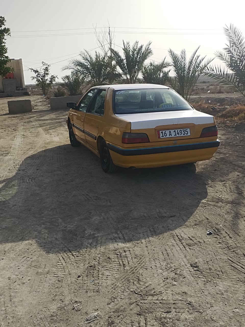 بيجو بارص لبيع  مديل 2015 بيها ضربه بلهلال وصلحه  كهربائيات كلها شغاله تبريد تدفئه مداور ثاني يوم  اذا مراوس حسب القناعه اتصال ***********
