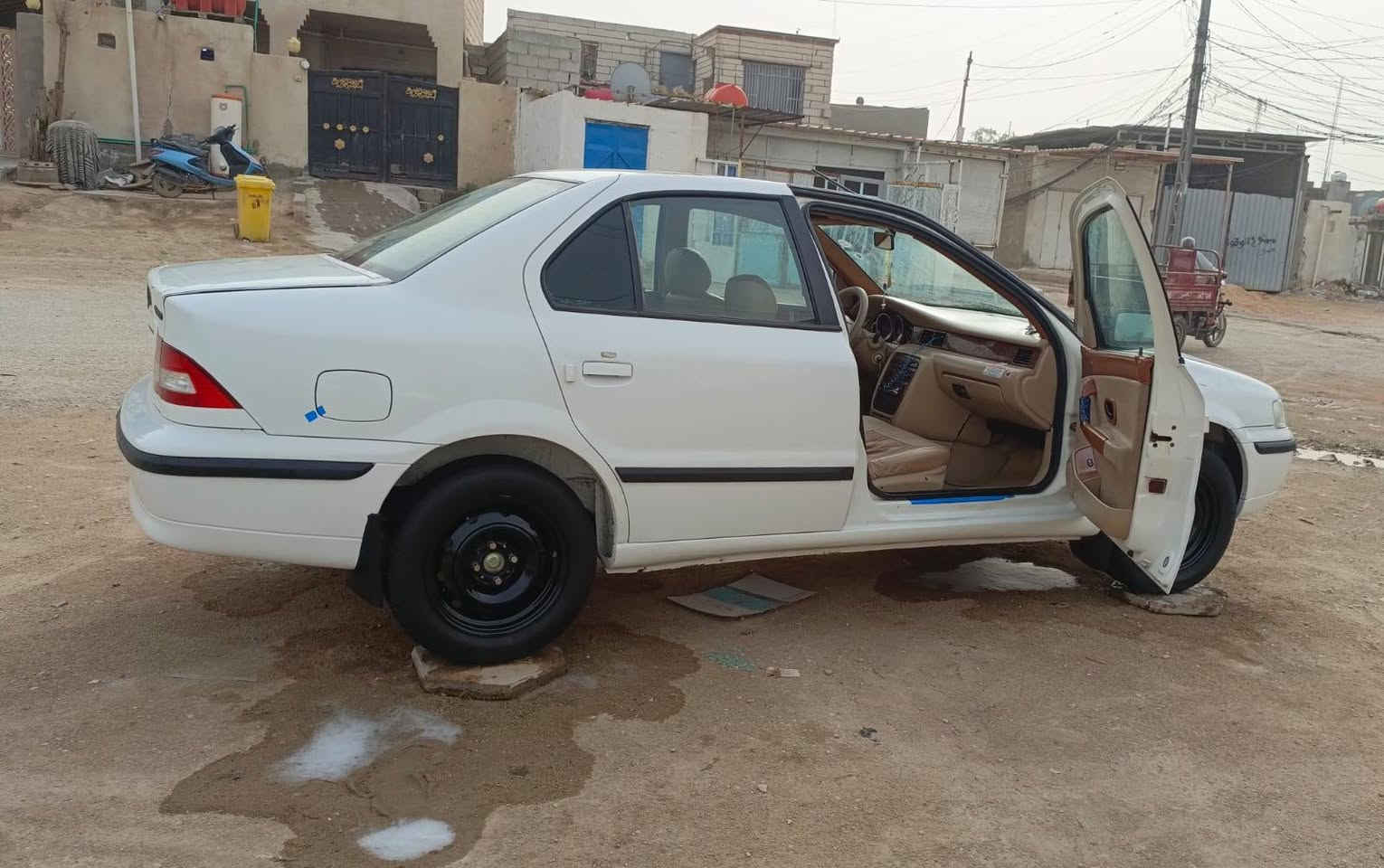 سلام عليكم سمند اللبيع موديل 2012 رقم نجف سعر50 وبيها مجال رقم الهاتف ***********
