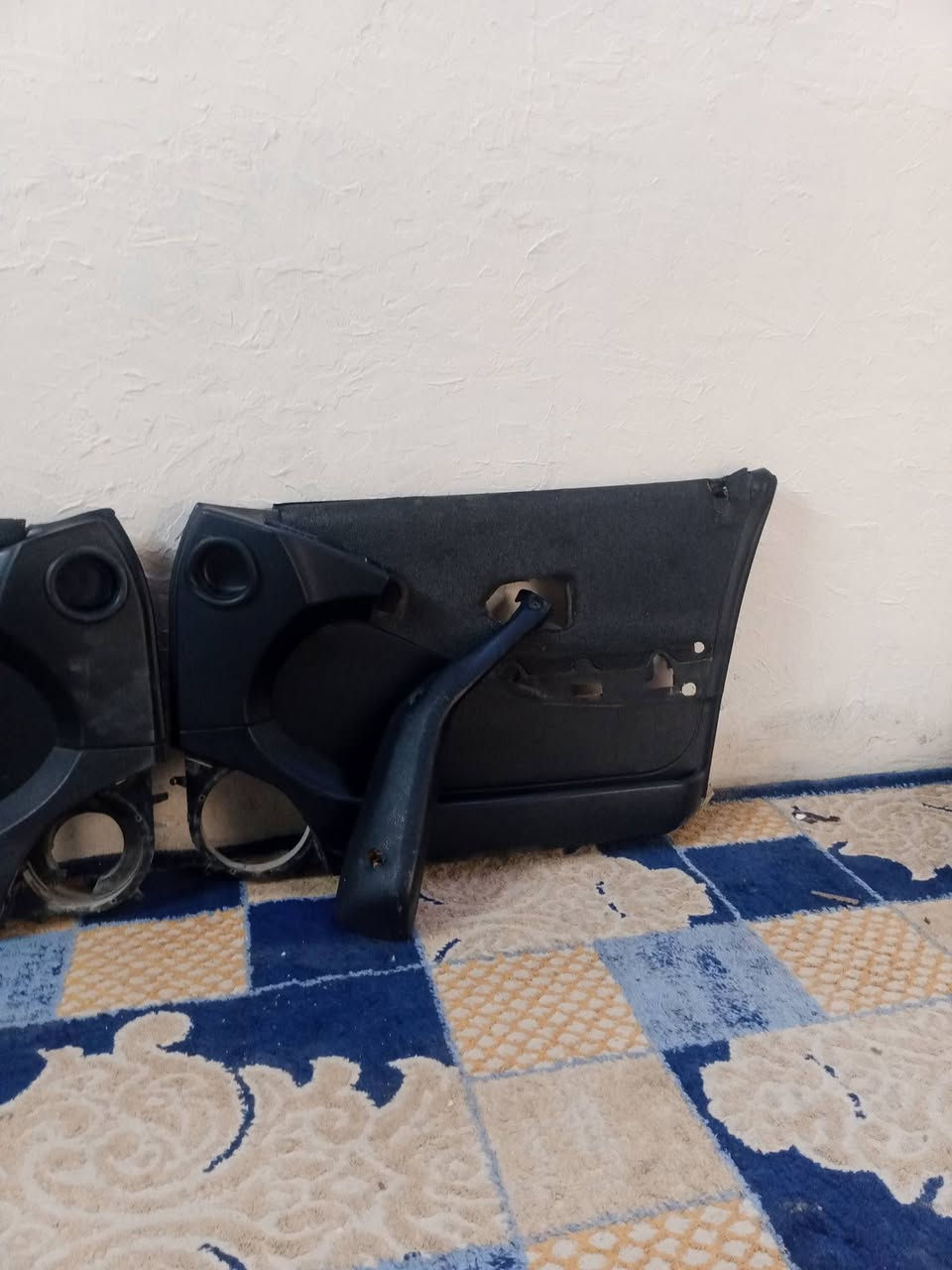 ابطاين اماميه بيجو بارص الي ايريدهن ابخدمته هاذه رقمي *********** بي واتساب قيم بليرضي الله وخذهن
