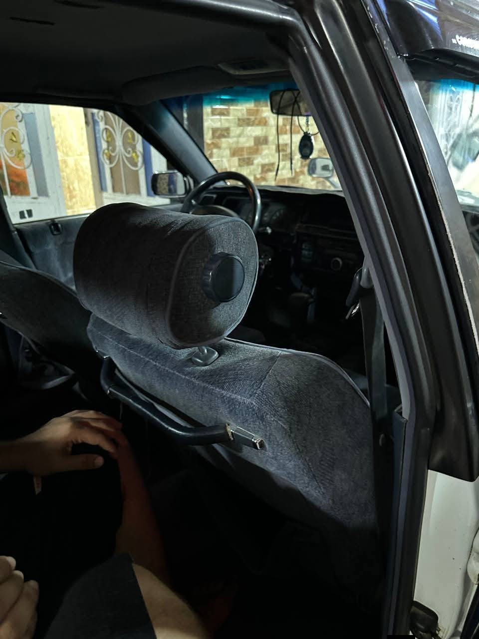 ارنب موديل ١٩٩٧
كفاله عامه من الاصوليات وضربه 
غرفتها نضيفه 
تايرات جدد 
مكينه ٢٥٠٠ 
رقمها بغداد مشروع موازي السنويه منتهيه بـ2023
بيها بكن خفيف 

مكاني البصره / الفاو
بـ 50 قفل 

للاتصال على الرقم ***********
