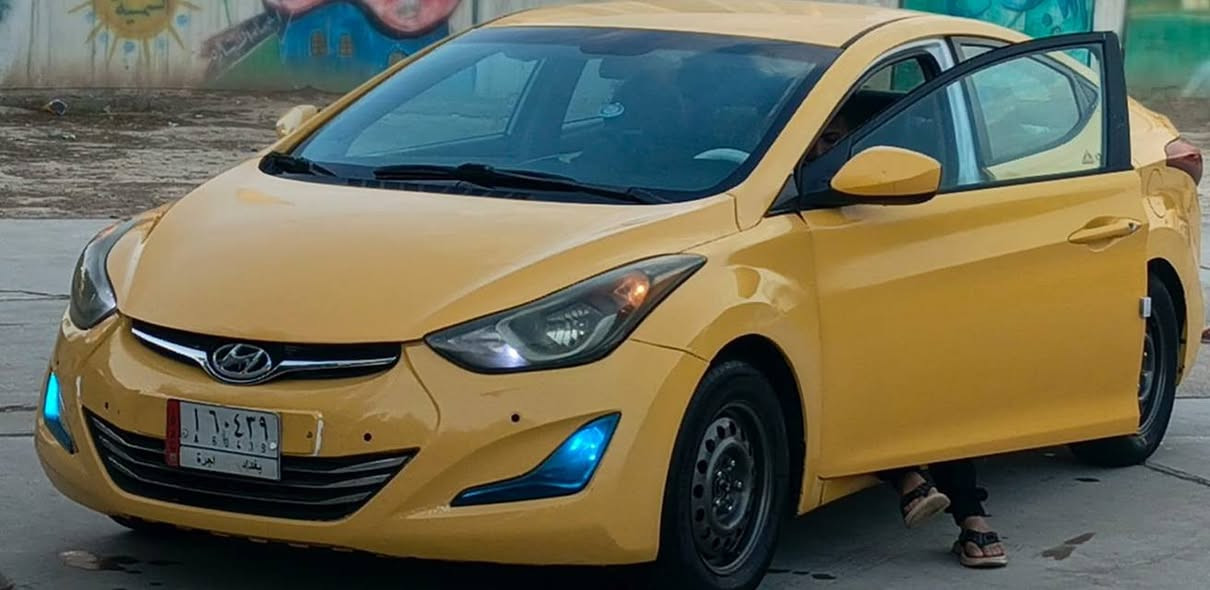 الانترة للبيع كير محرك كفاله ٢٠١٤ سيارة دوشة سيارة ليبل واحد والعراق جاملغ أمامي واحد السعر ١٠٥ وبيها مجال حك الجيه ***********
