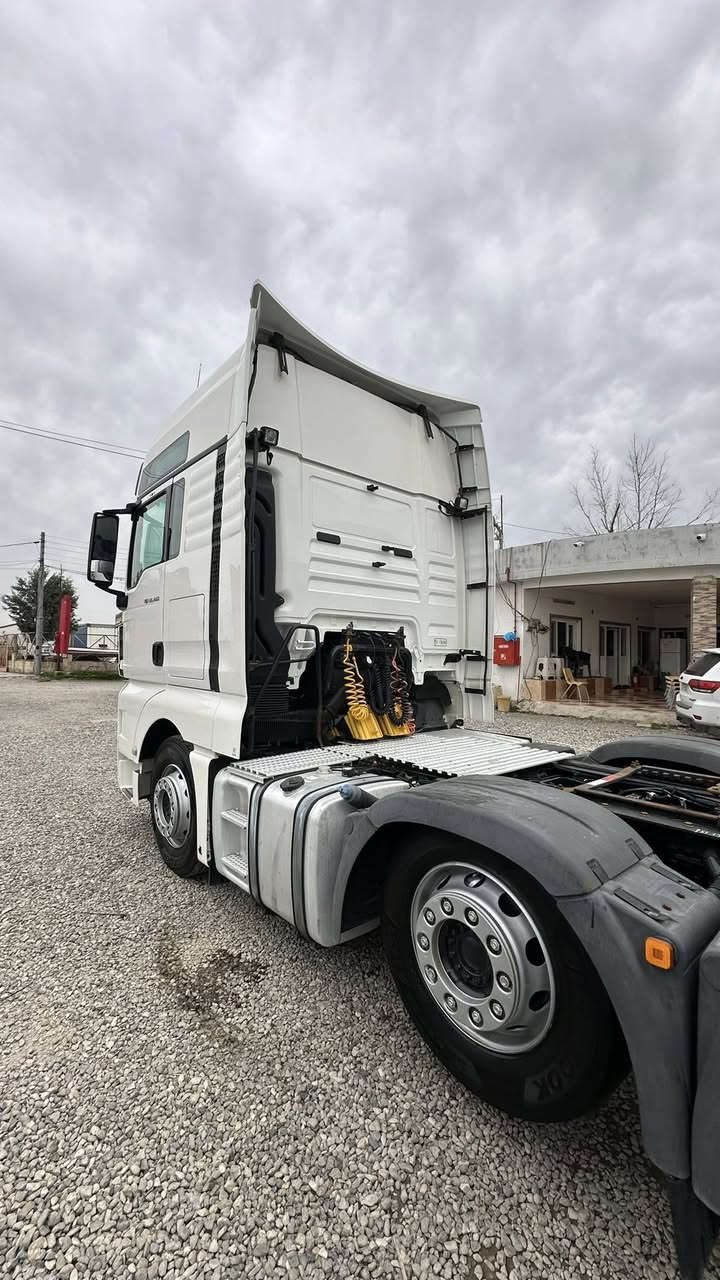 MAN مان
2018 
‎460 دبل سوبر
سنكل بلادي
دعامية لدعامية بلادي
كدام سبرنك 
مواصفات فول 
⚪️ريتايدر / كامره حساس / دبل منامي / جهاز قهوة / ثلاجة 
ماشي 627,000KM
📞0770-149-3097📞
📞0774-130-3030📞
📞0750-154-0742📞

————————————————————


**إذا كنت صاحب هذا الإعلان وتريد حذفه لأي سبب، رجاءا أرسل رسالة إلى الدعم الفني**