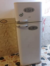 ثلاجه وسط • فلوجه حي مهندسين • بيه مجال