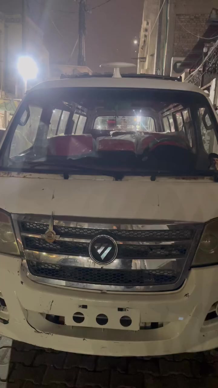 السلام عليكم موصليه موصليه موصليه كير مكينه اكسن جديدات سنويه اصليه صدر تعبان تخم تاير جديد شاشه سمعات كامله السياره فقط نقص حداديه واكو صوت بالبليات الوجه فقط اتريك من بغداد لبصره ٢٠١٣ مديال ***********  وإذا ماعندك رصيد بي وتساب اتصل وخادمك مكاني بغداد قريب ع ساحت عدان
