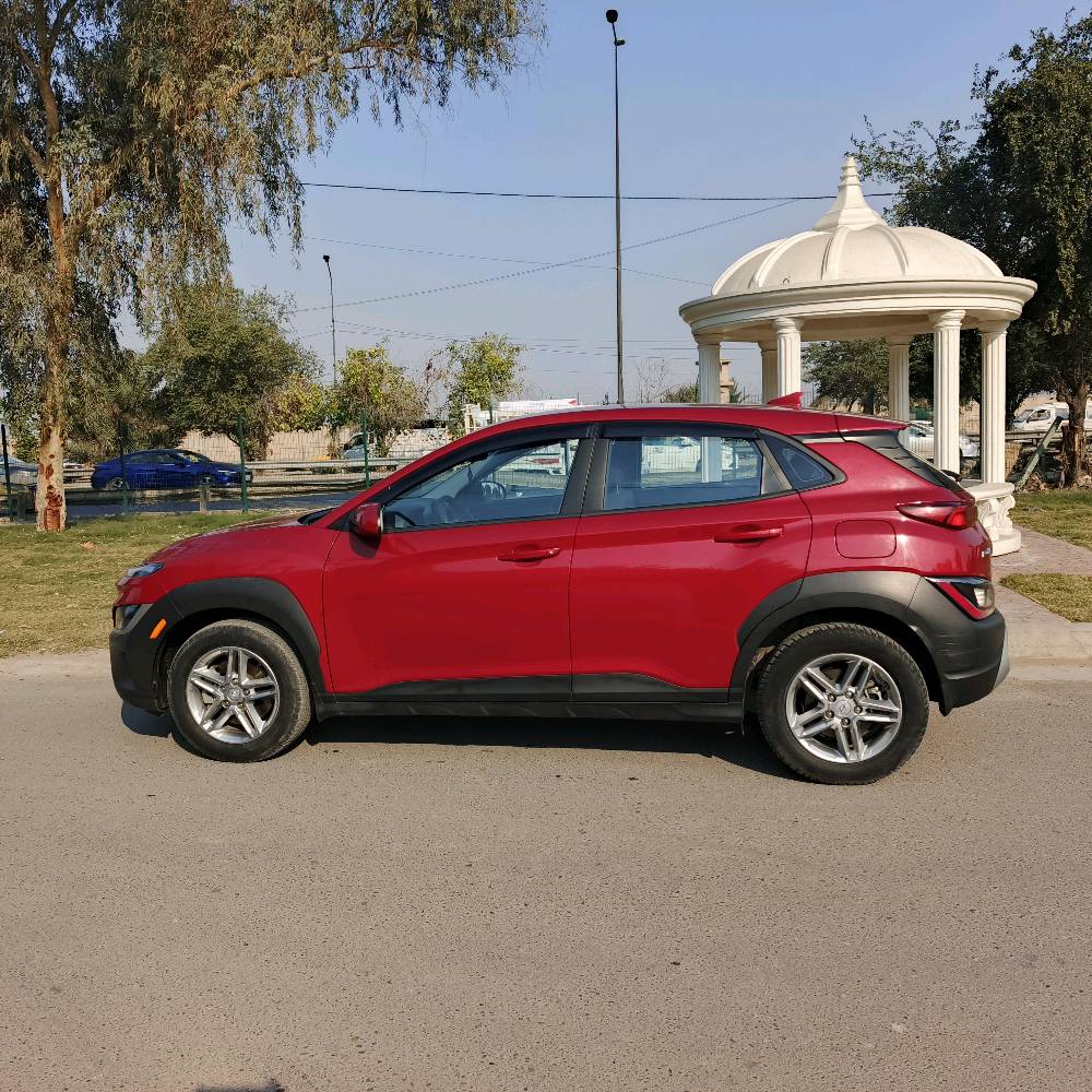 هونداي كونا موديل 2022 ماشية 54ميل
رقم بغداد بسمي سعر 135 وبيهة مجال بسيط 
 حادث بنيد وجاملغ سيارة ليبل واحد
محرك 2000 دوش 
⭕️ عندي بيها سونر   
نظام اطفاء وتشغيل عند التوقف بالازدحام 
لد نهاري أمامي خلفي 
شاشه ايباد تاب اندرويد كبيره  
رادار خلفي  وامامي 
كامره خلفيه دواره
فول تحكمات سترين 
خروج عن المسار 
3 انظمة قياده  
نظام الانحدار 
 مانع انزلاق                                  
الاستفسار ***********