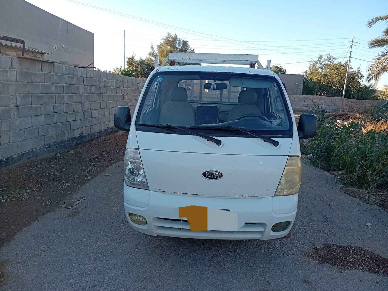 السلام عليكم  كيه بنكو موديل 2012  للبيع رقم ميسان  مكاني واسط معهد تقني   باقي التفاصيل اتصال ***********
