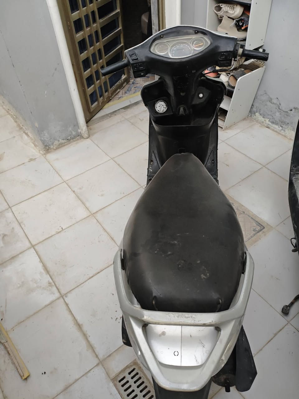 كامكو جي 4 نضيفه نكره سلف كهربائيات كلها شغاله ماناقصها لي شي  توازيت عل بيعتها سعرها 350 مكاني نجف حي العسكري رقمي ***********
