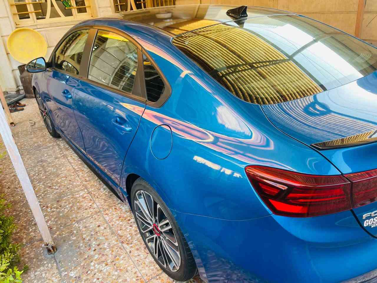 للبيع او مراوس حسب القناعه 
فورتي 2022 رقمهه بغداد    فئة( GT) 
محرك 1600 تيربو 201 حصان 
كير DCTدبل كلج 7 نمر
ماشيه(64)حادثهه  طخات بارد فقط بدون صبغ وبدون تبديل ليبل واحد 
المواصفات فول1/1 
1.بصمة تشغيل + ابواب وصندوق+ تشغيل عن بعد
2.فتحه سلايد 
3.رمز Gt على دشبول
4.(شفتات ستيرن)
5.شاشة كبيرة مع نظام تشغيل ابل كار بلي
6.واندرويد اوتو
7.كاميرا دواره (وضعيات عدد2)
8.انظمة قيادة سمارت+ وسبورت+ ونورمال 
9.تدفئة+ تبريد كشنات
10.كشن كهرباء
11.كشنات جلد حضن مطرز احمر مع علامةGT
12.نظام سماعات (هارمن كاردن)
13.لدات داخليه متغيره الالوان( بلادي)
14.قطعتين تبريد
15.شحن وايرليس 
16.دركة D  شكل رياضي مع ختم GT 
17.حساسات خلفية مع جرس تنبيه 
18.رادرات جانبية+ وامامية+ وتحديد مسار + كروز سرعه
19.قياده ذاتيه
20.اوتو هولد+ هاند بريك بصمه
21.نقطة عمياء 
22.كات دوسات جانبية بلادية 
23.دبل اكزوز
ويل كب كروم حجم 18رياضي
24.لدات امامي وخلفي
 السعر 150 وبيهه مجال بسيط مكاني بغداد للاستفسار *********** بغداد, العراق
