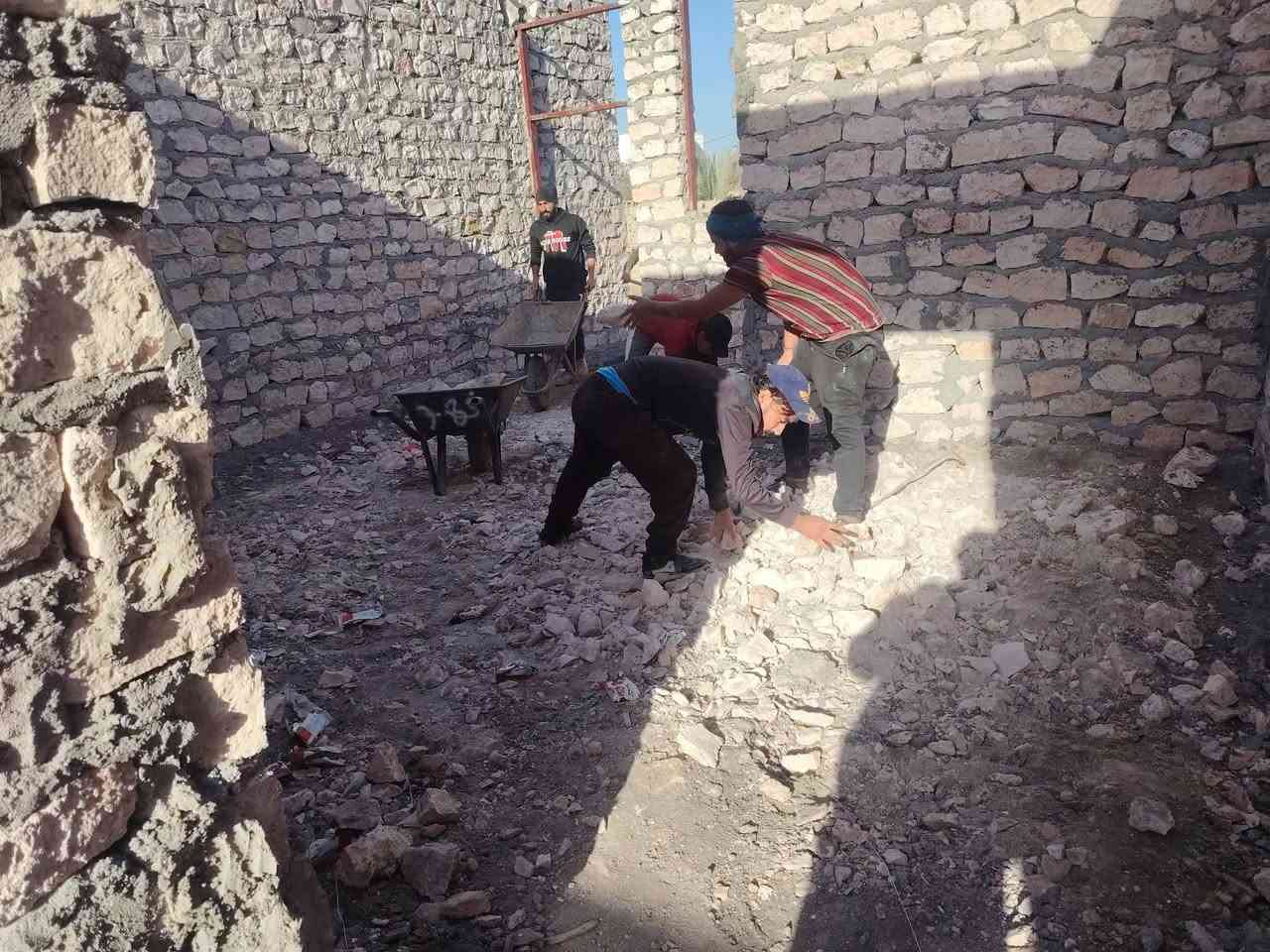 سلام عليكم  /  يوجد كادر عمل جاهز /  تصعيد مواد /  تنضيف بيوت /  تفليش /  تكشيط /  دفن نهري /  شقلنه ليل ونهار /  ومعداتنه جاهزه  ومالك دخل بكلشي تأخذ شقل جاهز مني سلمني شقل وتأخذ شقل جاهز / ماعليك بس تصال على رقم /// ***********
