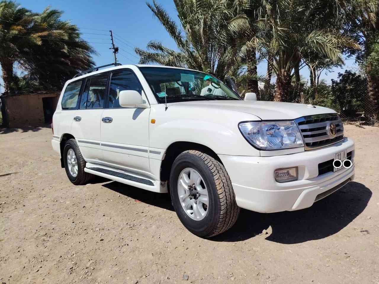 سلام عليكم لاندكروز جكساره للبيع
مديل 2004
منضومه غاز 
منضومه زنون 
سياره رقم بغداد بسمي 
سنويه 2027
سياره خير من الله  احلا من صوره 
للستفسار  انتصل 
المكان واسط 
الهاتف ***********
الهاتف ***********
مكلف بنشر

