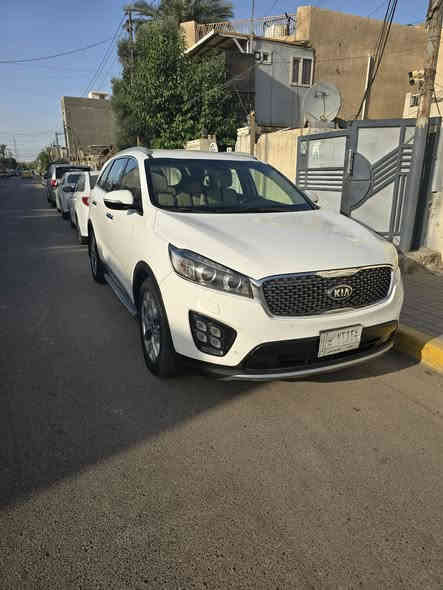 سورينتو خليجي للبيع 
موديل 2018 نص فول
7 راكب v6  

بدون ضربه 

( تكحيل على كد الاصبع بالجاملغ الامامي ) 

باقي الأمور محرك كير كفاله عامه مكان السياره بغداد 

للأستفسار اكثر ***********
