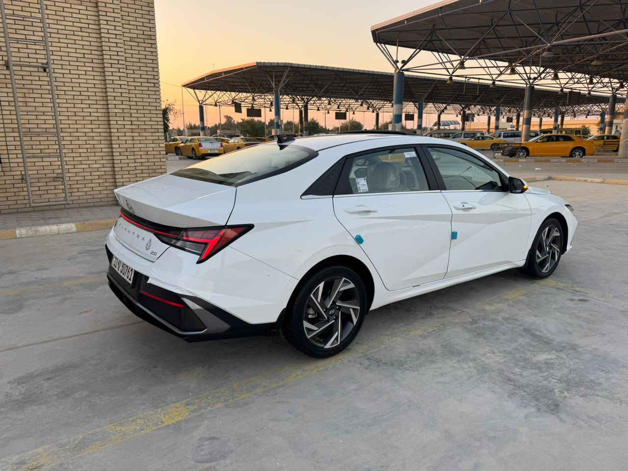 السلام عليكم
النتره 2024 خليجي اصل رقم بغداد بسمي تحويل ثاني يوم 
السياره بيه تبديل جاملغ وصبغ شبر مقدمت البنيد والباقي كفاله فول موصفات 1/1
فتحه سقف 
4 بصمات تشغيل وبواب 
مري شفط 
نضام ترحيب 
بكلايت الد LAD
الايت زنون 3 عدسات
شاحن واير الس
كشن جلد 
حساسات امامي خلفي 
نضام ABS 
4 دسكات أمامي خلفي 
تبريد قطعتين 
شاشه وكامره دواره 360 درجه 
شاشه عدادت كتروني 
محرك 2000 دوش سياره بعد زيرو بوضع الشركه كتلوك الشركه كلهن موجودات ماشيه 36 الف
السعر 175 وبيه 
مكاني ناصريه حي اور 
***********
