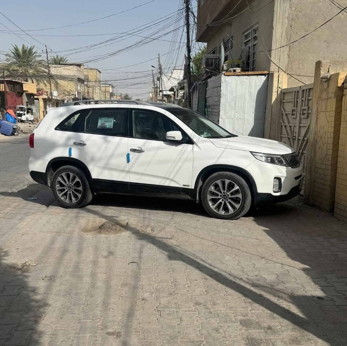 السلام عليكم من رخصه صاحب الكروب

سياره سورنتو 2015 كويتي 1/1 سته سلندر 3500 تبريد ثلج رقم بغداد الجديد انكليزي سنويه جديده هزه السياره كامله ماناقصه برغي ماشيه 120الف كيلو متر محرك وكير مكفولات ماماره السبانه عليهن حداديه مكفوله السياره نضافته 100/100.

______________________

المواصفات

بنراما طكتين 

بصمه

بردات خلفيه بلادي

تبريد ثلاث قطع

كشنات لون قرميدي

حساسات اماميه خلفيه

كامره خلفيه بلادي

شاشه بلادي

لايتات زنون بلادي

سبعه راكب

مرايات شفط

شاشه لعرض الاعطال و كيجات السرعه

فور ويل دفع رباعي

ثلاث وضعيات قياده سبورت ونورمل وبعد وحده

تحكم ستيرن اربع جهات

اناره ترحيب

نظام ايكو

مانع انزلاق

يداد نيكل بلادي

اشاير بالمري

زراكات لايت

كشنات تدفئه تبريد 

كشنات كهرباء

لدات اماميه خلفيه 

وبعد بيه هواي مواصفات ومواصفات الكويتي معرفه يعني شنو بالك بيه .

___________________

الاضافات

تخم تايرات جدد 

باتري جديد

مطريات

___________________

السياره بيه باب السايق وجاملغ صبغ اثر شخوط والباقي كله مكفول.

خابرني وبيك خير ودلل مكان السياره كربلاء ورقمه بغداد انكليزي جديد تحويل ثاني يوم وسياره بأسمي

للتصال الرقم : ***********
