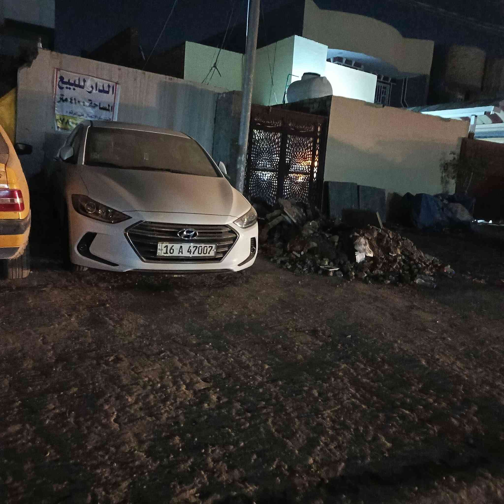 السلام عليكم
هونداي النترة خليجي مديل 18 مكينة 2000 دوشش كفالة عامة ما عدا تكحيلات بصيطة جدآ رقم قادسية ماشية 92. السعر 157 وبيهة مجال قليل سيارة نضيفة على وضع الشركة 
للأستفسار ***********
