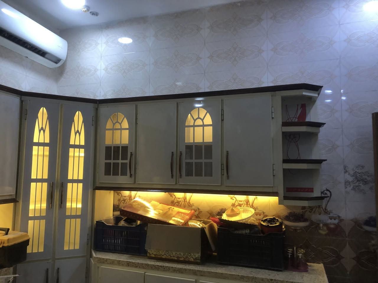 جهز بيتك من كلشي ابواب لالمنيوم والبلاستك  شبابيك الامنيوم وبلاستك ابواب تركي كلشي موجود بالاقساط المريح   أحدث الموديلات يوجد ابواب شبابيك الامنيوم بلاستك كاونترات محجرات درج  كاونترات نضام تركي مناور     شرط جوه السوك وبسعرالنقد 
 بأنسب الأسعار زورونا تجدون كل ما تريدونه في عالم المطابخ ولكل بيت هدية 🎁 
📍صلاح الدين الشرقاط قرب قاعة ابو التاج الملكي 
***********
