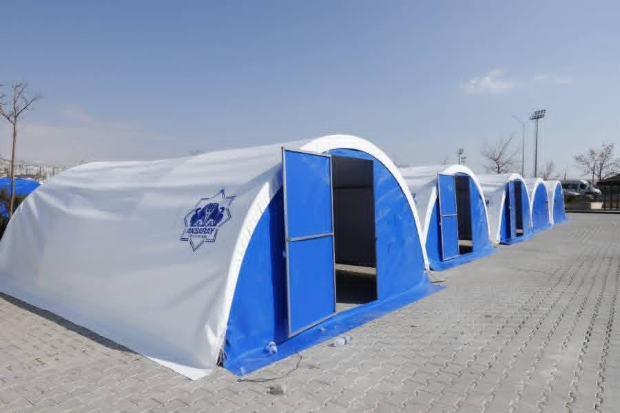 السلام عليكم.
توفرت خيم مستخدم نضيف مقوس بهذا شكل👇. قياس6*4 
***********

سعر350 يوجد توصيل داخل العراق

 +هديه سيليفون داخلي مبطن مقاوم حراره وبروده. 18متر
