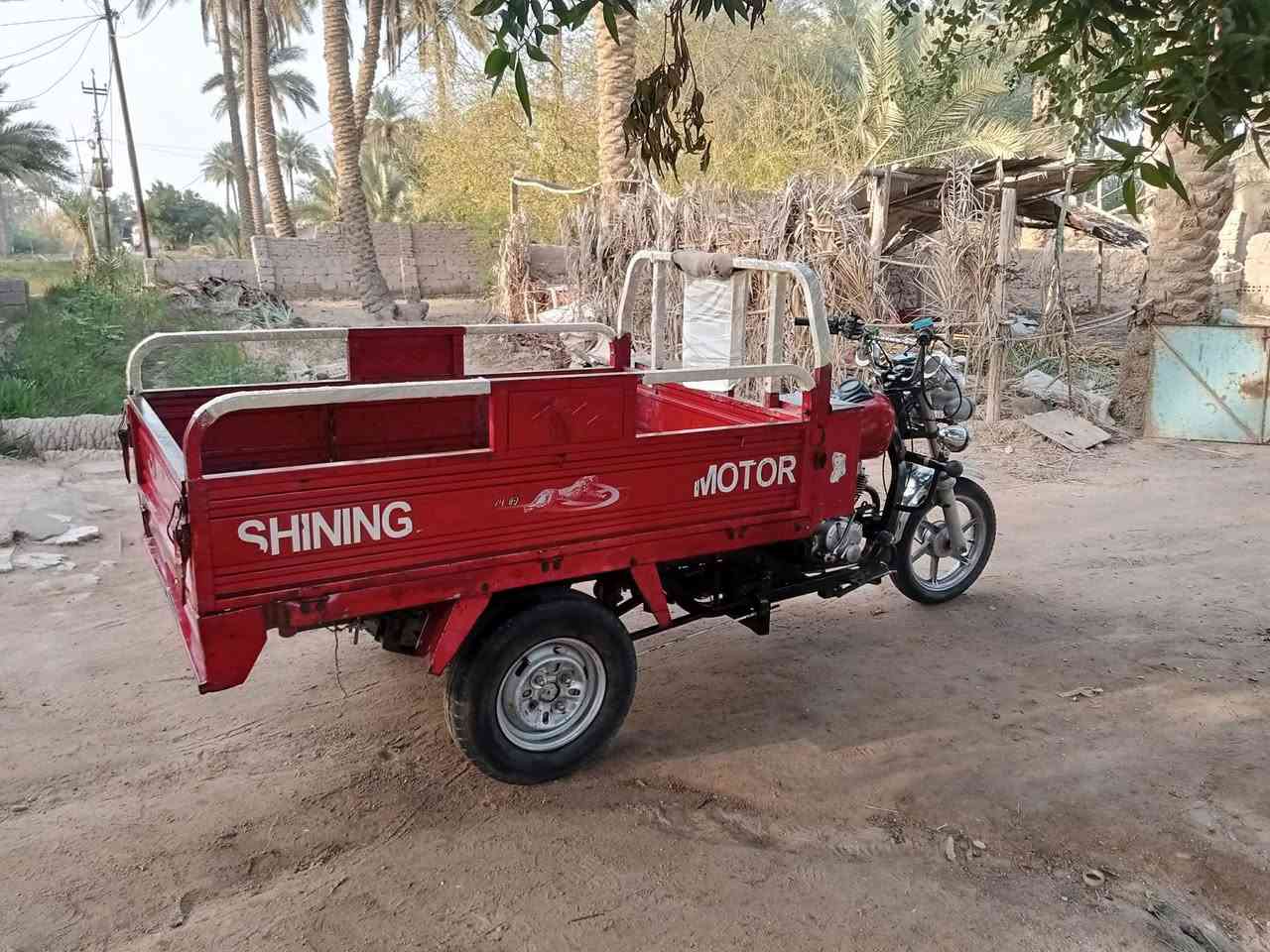 السلام عليكم ستوته للبيع 2015 نضيفه مكينه كير بوكس واكسن نضيفات تايرات جدد شاصي  مكفول أوراق أصولية وكيله شارع المدينة السعر 1400 المكان الكوفة الاتصال على الرقم ***********
