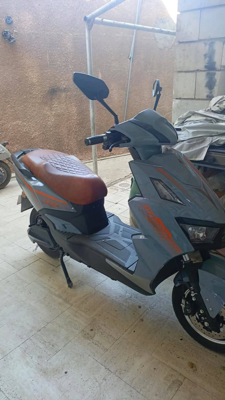 سلام عليكم
دراجه شحن سكنس للبيع
مديل2025
بطاريات سته 6️⃣ 🔋 
الملف 1500W
دراجه الون مميز 
كارت شاشه 2/مفتاحين/وبصمه1 
دراجه نضيفه كلشش الدراجه ماشيه 485كيلومتر 
ودراجه جانت مضمومه
الرقم***********
***********
السعر300
مكاني بغداد حي القاهره قرب جامع النداء
