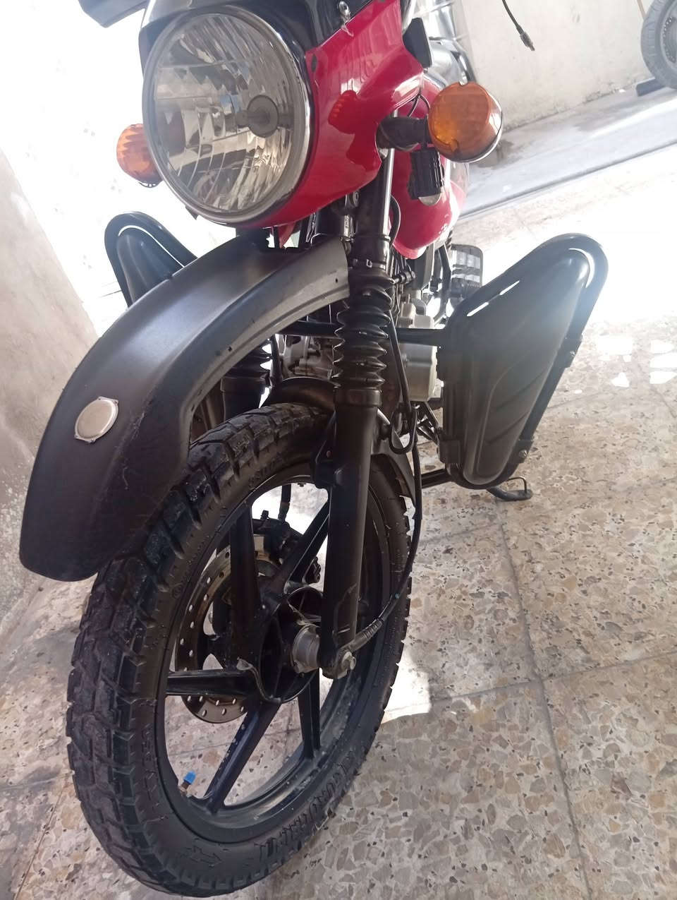 سلام عليكم دراجه بوكسر 2021/2022

الدراجه نضيفه + مكفوله  نقوصاتها بسيطه ميكلفن 100 الف،

رقم بغداد نكليزي لوحتين 
 تحويل ثاني يوم راعيها موجود 

سعر 2500 بيها مجال قليل 
مكاني بغداد جديده
***********
