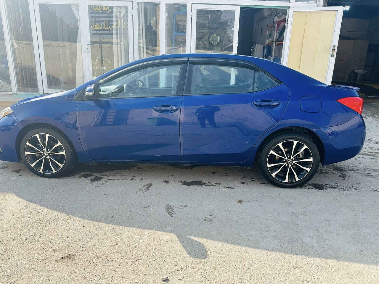 كورلا ١٧ فول مواصفات بيهة ظربه ب الجاملغ بس تبريد فول حداديه صدر جديده بس مكينه بيهة تنقيص سعر ١٢٠ وبيهج مجال ***********
