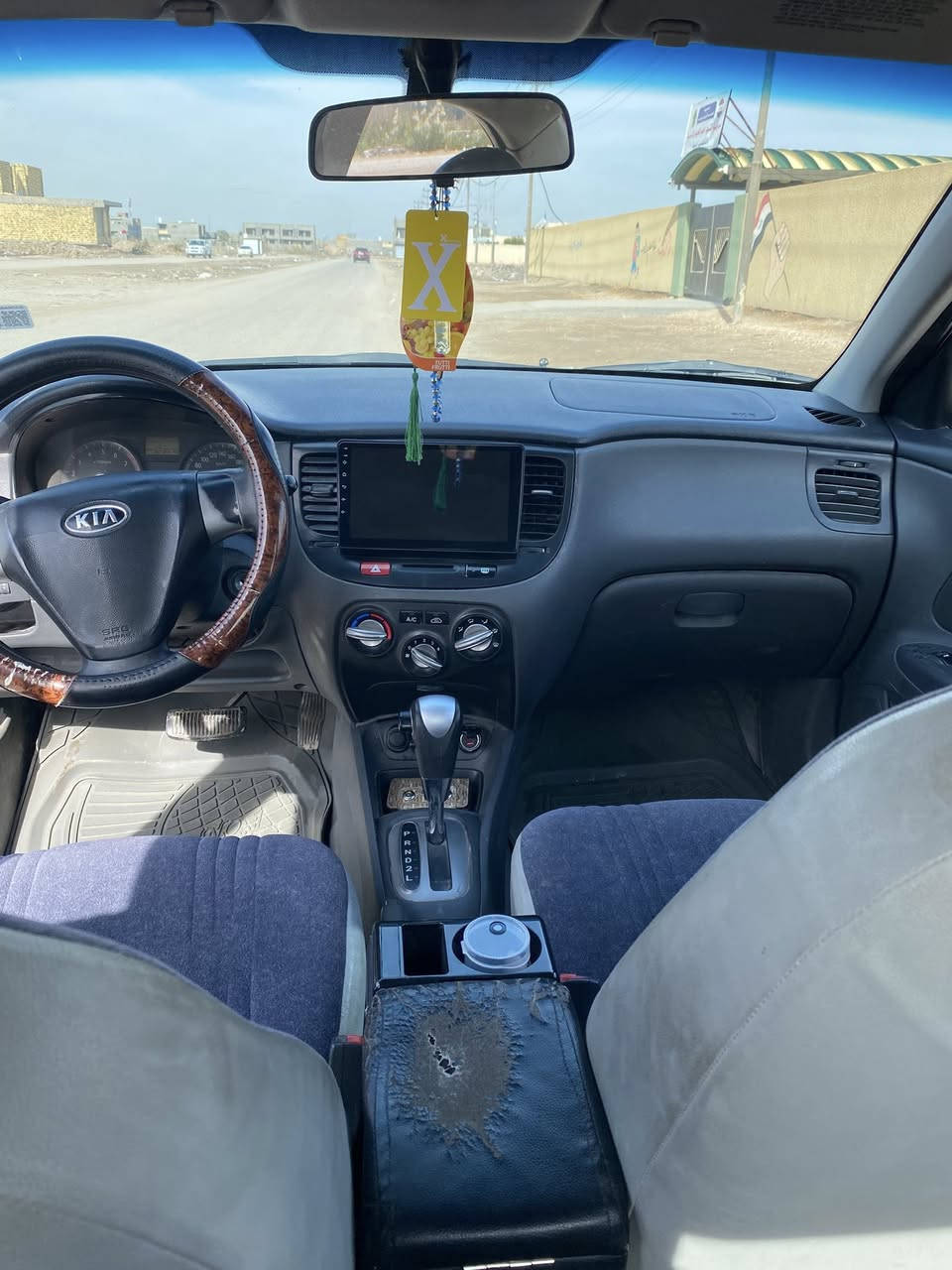 السلام عليكم
كيا ريو موديل 2008 السيارة اي نقص ما بيها

كير ومكينة وتبريد خير من الله  رقم بابل السيارة بأسمي احولك بأي وقت 

تخم تاير باتري جديد 

السعر 85 مكاني الحلة 

***********
