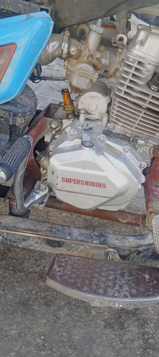 ‎ستونه دايوان ادوات مكفوله محرك 25كربلائي شاسي مكفول$800$بصره قبله ***********‎ البصرة, العراق
