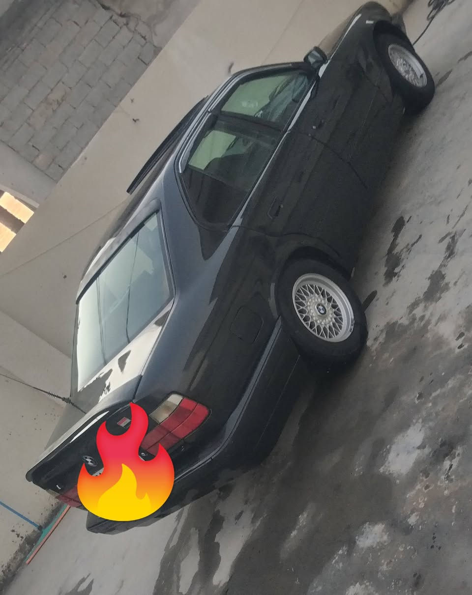 السلام عليكم..... ٥٢٥ للبيع مسكر فانوس سياره جاهزه حداده جديده شغل سليمانيه خارج كلش حلو نصبه داخل جديد غرفه حلوه كلش سياره جاهزه من كلشي السعر ع الخاص وتساب ***********
