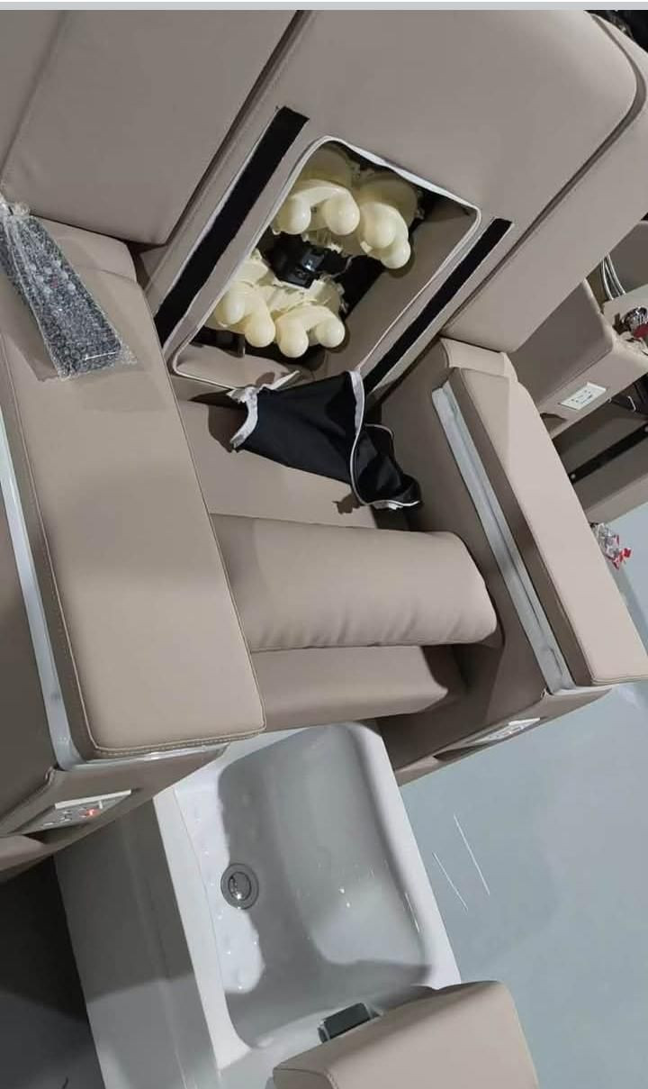 كل مايخص صالونات ومراكز تجميل مواد واثاث 
@إشارة


**إذا كنت صاحب هذا الإعلان وتريد حذفه لأي سبب، رجاءا أرسل رسالة إلى الدعم الفني**