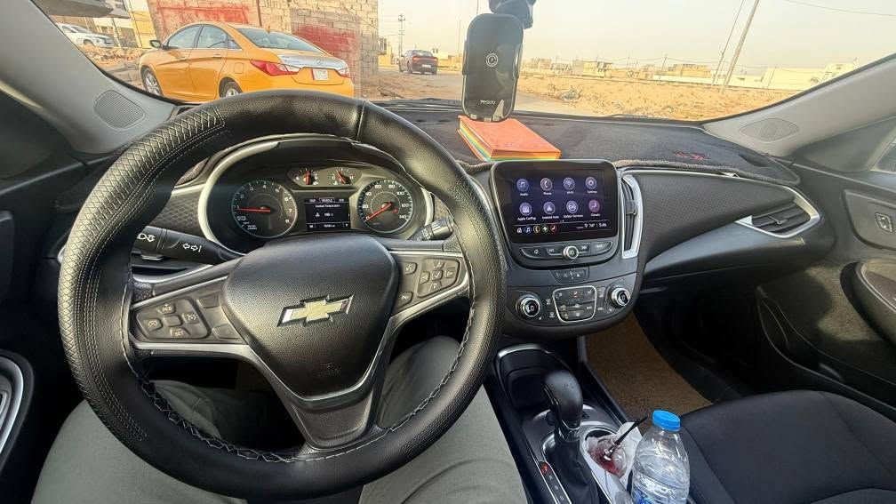 ماليبو ٢٠٢٢ 
معوقين قادسيه باقي نص المده 
السياره جديده جدا 
تبديل جوملغ وصبغ ربع البنيد 
مسوي صيانه كامله للسياره قبل اسبوعين 
حداديه ومنضومه بانزين 
ماشيه ٧٦ الف ميل 
السعر ١٠٥ وبيهه مجال 
*********** ديوانية, القادسية
