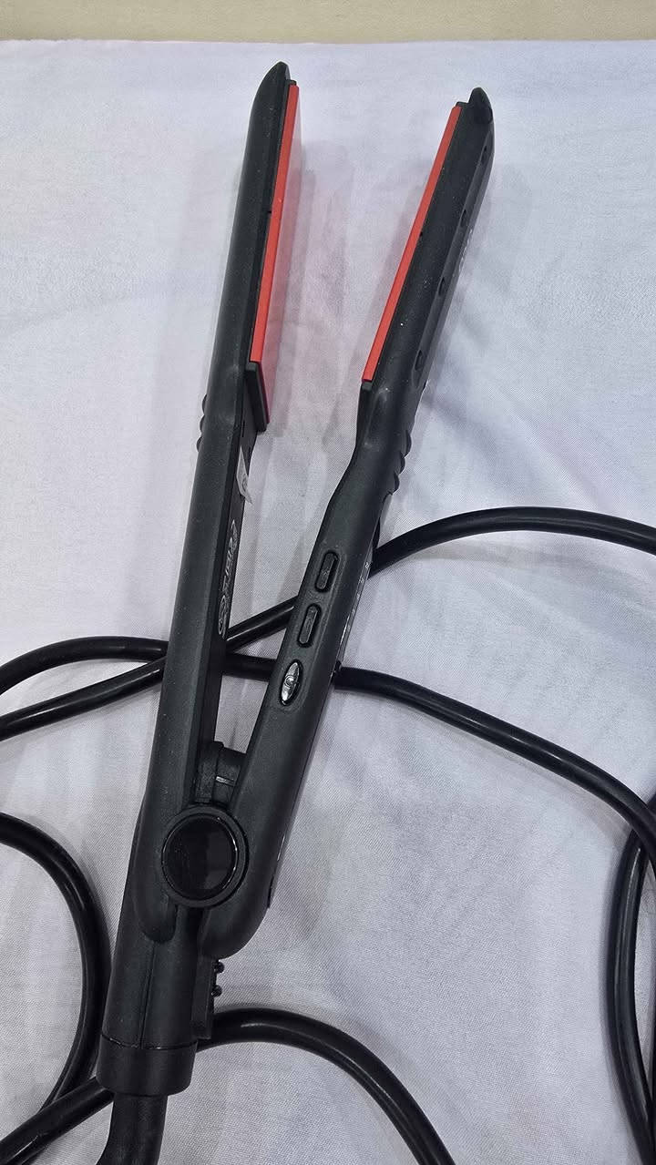 فير سحب شعر
شغال بدون عطل
بالة كويتي
***********
البصرة الزبير الزبير, البصرة
