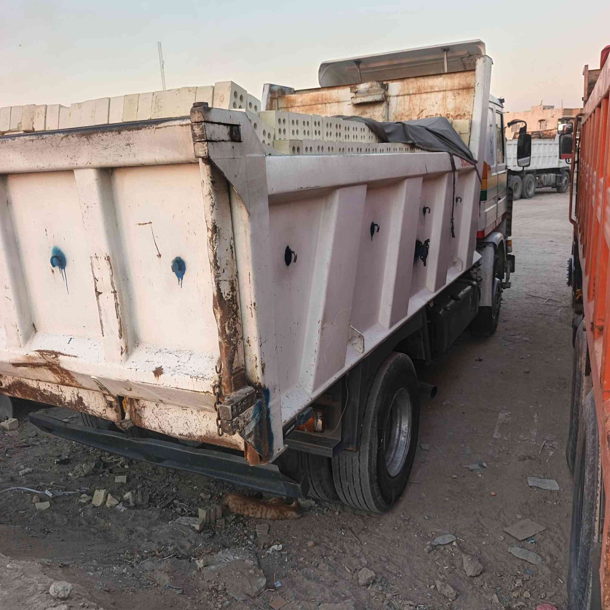 سكانيا للبيع موديل 93
مكينه 12ونص كير 3×3

اتصال ‏‪***********‬‏ 

مكلف بالنشر
