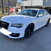 كرايسلر S بيع فقط   2019 عدا فتحة السقف   مواصفات S معروفه ومبينه بالص...