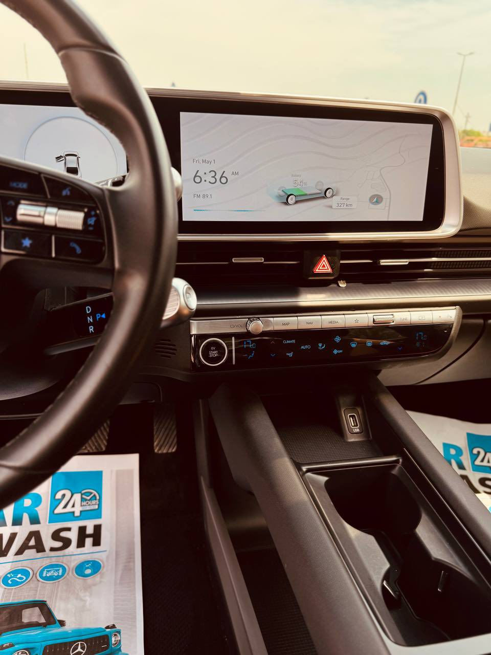2024 HYUNDAI IONIQ 6
 
هونداي ايونك 6 كهرباء بالكامل حادث جدا بسيط تبديل دعامية نفس اللون مع بارد في البنيد بدون صبغ  ماشية 7الاف ميل السيارة دخول نهاية 2025 وماماشية بالعراق 200الى 300ميل
تمشي من500الى 600 كيلو. حسب نوع القيادة. اقتصادية جدا
السيارة 4 ويل نظيفة  جدا  احلة من الصور  
السعر 17600$ وبيهة مجال
موقع السيارة في بغداد الدورة 
للاستفسار والاتصال ***********
