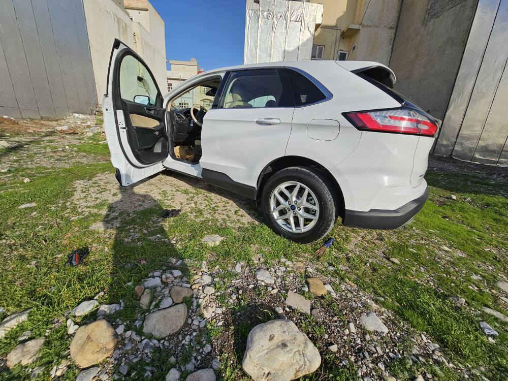 فورد ايدج 2022 مواصفات SEL. دەبل اكسل . رادار. كوشن هیتەر. و کارەبا. ئاوێنە رادار و کارەبا. شاشە گەورە.
بەناوی خۆمە.
بێ بۆیاغ. بێ ئێرباک 65000. کیلۆمەتر ڕۆیشتوە. هەمو گیانی بەشەرت 
رقەم شانصي.   -2FMPK4J91NBA69567
***********
***********
*********** السليمانية, العراق
