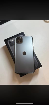 آيفون ١١ برو ماكس • ٢٥٦ • بطارية ٧٤٪