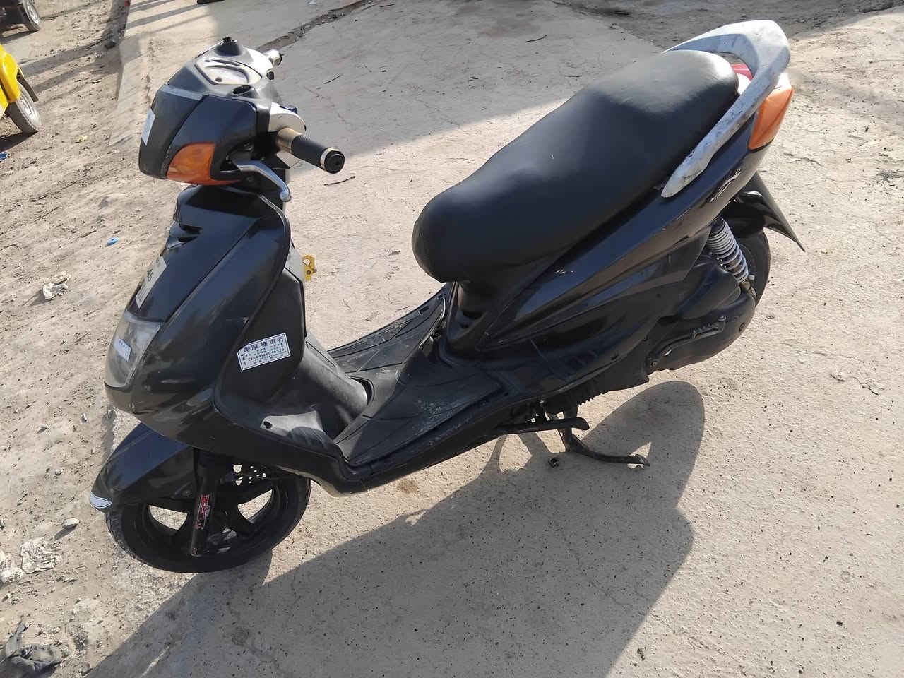 السلام عليكم سكنس ياباني للبيع مكينة بلادية مامفتوحة دراجة كلهة بلاد العنوان بعقوبة حي المعلمين للاستفسار على الرقم ***********
