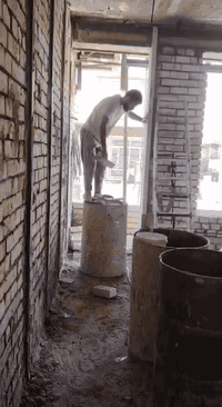 السلام عليكم
عملنا جص وبورك بغداد متفرغ حاليا 
***********
