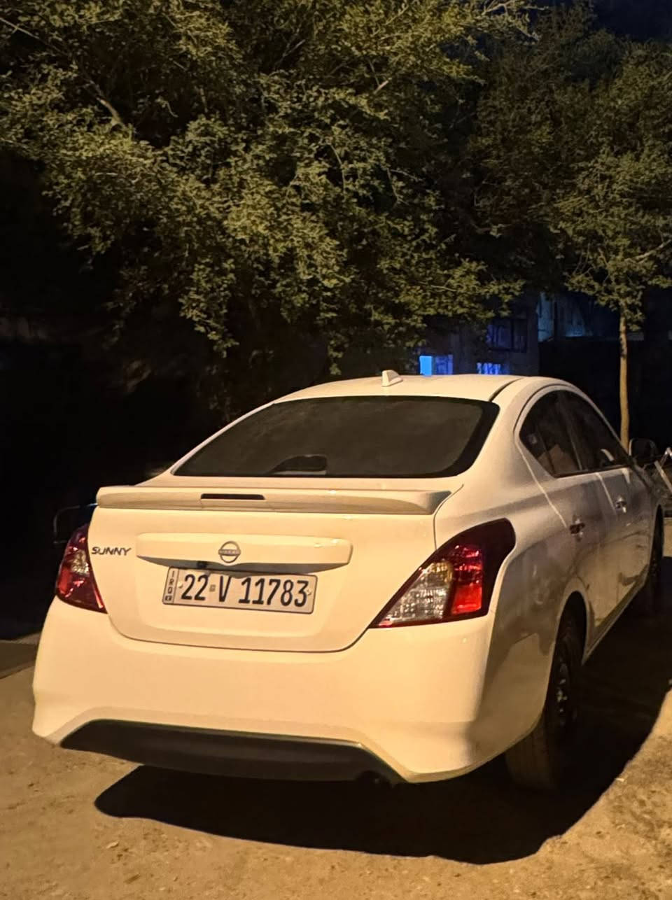 سلام عليكم نيسان سني مديل 2024سياره جاهزه وجديده جيس السياره ما نقصه برقي لا مشتغله تكسي ولا ماشيه هواي بيه طخه بل دوسه فقط سنويه جديده وعندي وكاله مكانه البصره الهارثه  الستفسار***********
