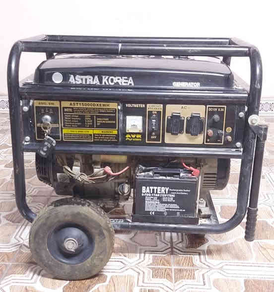 مولد استرا كوريا
باب الأول 
نحاس اصلي 
5KV 
جديد مستعمل يوم واحد فقط 
تشغيل بسويج وبصمه 

عنوان /كركوك
رقم / ***********
