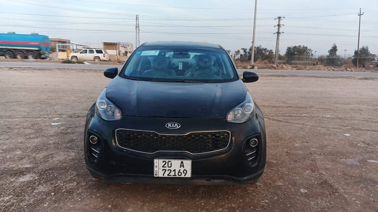 سبورتج 17 أمريكي
محرك 4 جي دي آي، ما مفتوح، مبدل صار 10 أيام.
حادثها جاملغ وبنيد، والسونار مرفق بالمنشور.
أريد مراوس بسنتافي أو توسان.

للتواصل:
***********
