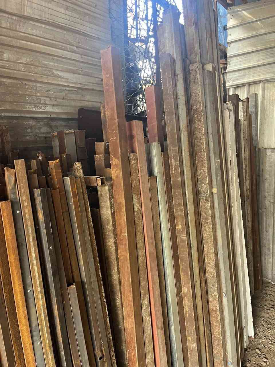 بوري مربع1/5 و1/4 مختلف الاطوال ت *********** مكلف بالنشر  بغداد
