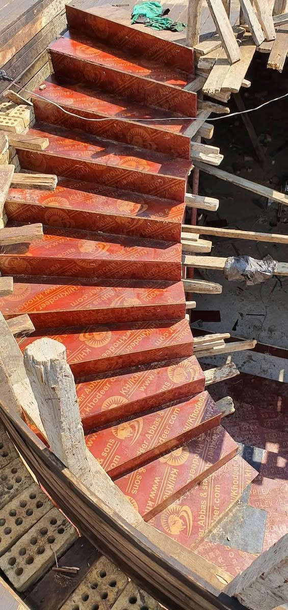 المقاول ابو احمد الشمري لبناء الدور نقدا و بل تقسيط
***********
