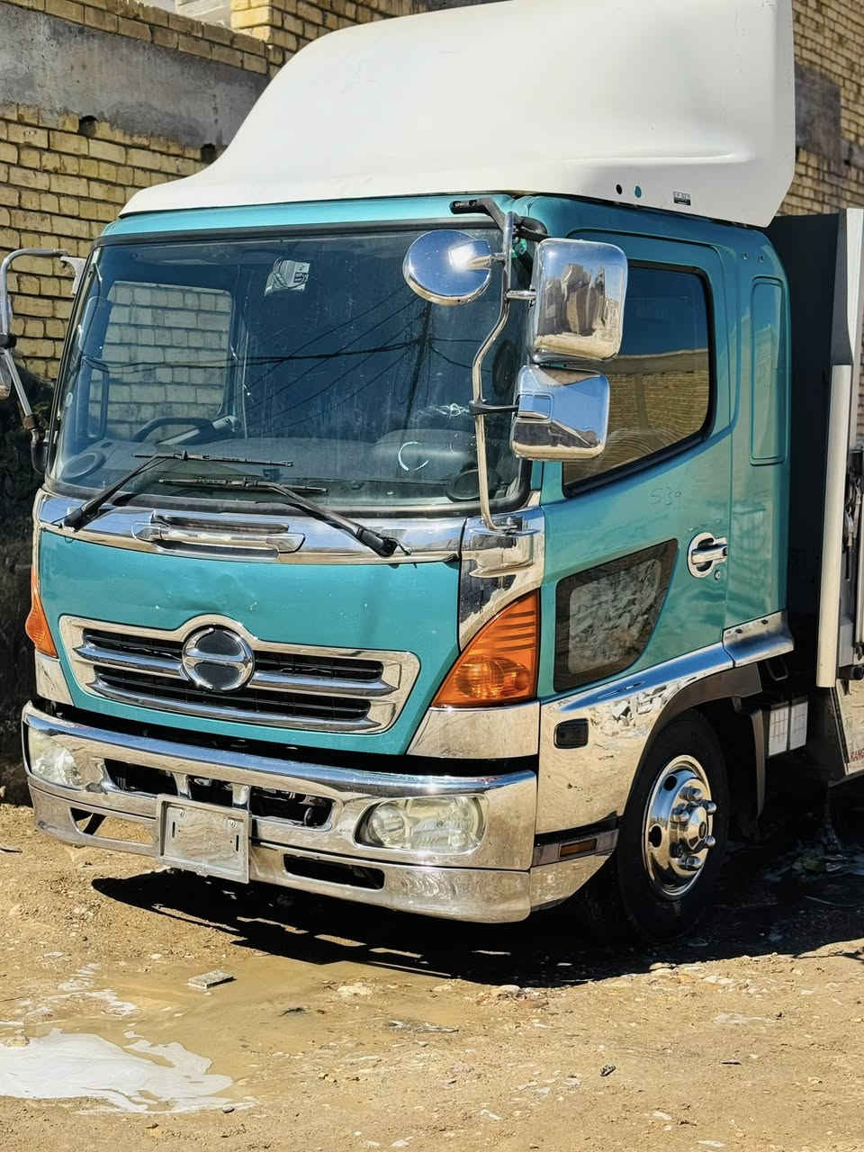 سلام عليكم هينو شيطان للبيع رقم الهاتف ***********
