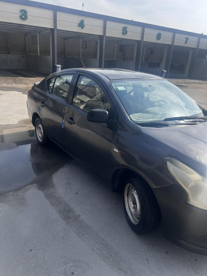 نيسان صني موديل 2018
كير مكينة مكفولات 

كفالة سرقة و عشائر 

مكصوصة جنطة 

سيارة متومة 

سيارة ضايعة بالشارع و اقتصادية 

المكان بصرة 
السعر 42 
للتواصل ***********
