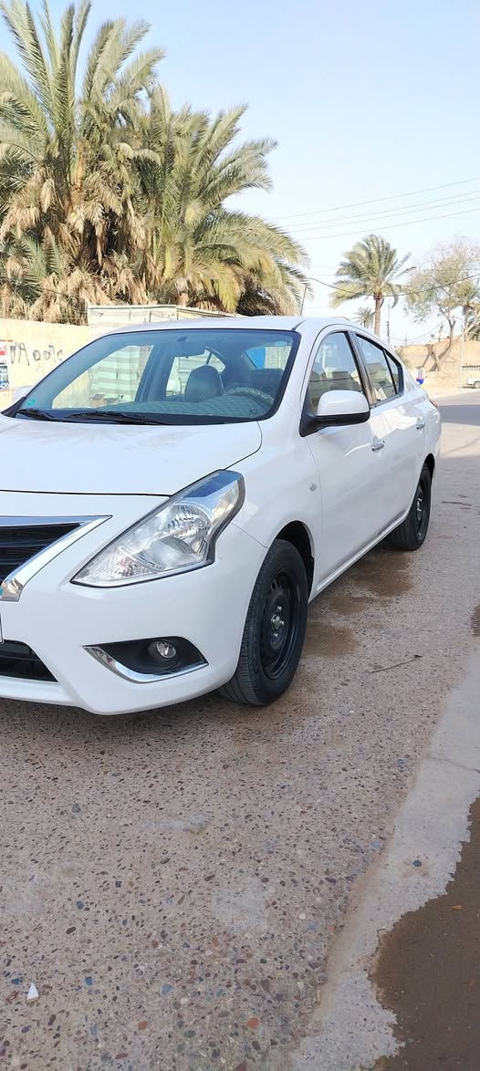 السلام عليكم
للبيع سني هندي 2024
استلام شركة نيسان السور
تحويل او وكالة من شركة السور
مكفوله كفاله عامه على وضع الشركة
دوشمة عامه كشنات ارضيه تنته صندوك 
السيارة ماشية 33 الف
سعره 127 وبيه مجال بصيط
مكان السياره بغداد المدائن
رقمي ***********
