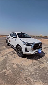 2022بيكم تيوتا هايلوكس TRD  ساز V6 سلندر محرك 4000 فور ويل موصفات السا...