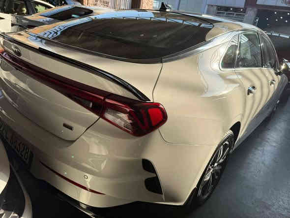 تحيه طيبه
Kia K5 كيا كي فايف

‎‼️‼️2021 خليجي
ماشيه قليل ٣٦ الف كيلو 

فووول للاخير اعلى مواصفات ✅✅

بانوراما
حساس امامي
داخل جلد بيجي
تدفئه كشنات
تبريد قطعتين
حساس خلفي
كامرا خلفيه
ابواب دخول ذكي وترحيب
جنطه ذكيه توكف يمها تفتح من كيفها
مودات قياده ٤ 
مكينه 2500
كشنات كهرباء ثنينهن
اوتو هولد 
اوتو ستارت
سايد بربك دكمه 
لايت ٤ عدسات مو ٣  زنون
كشافات زنون 
رقم اربيل شرط تحويل 
السعر 205 ورقه 
أي استفسار 
*********** حكم
مكان بغداد البياع
