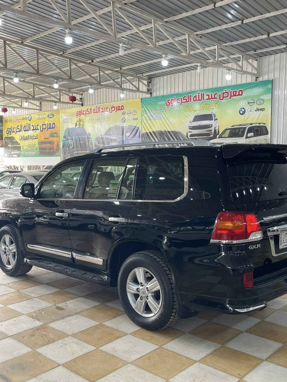 لاندكروز موديل 2015 فطيم مكفول كفاله عامه 6سلندر بصمه تخم تاير حداديه تبريد ثلج رقم بغداد ماشيه 225 الف فقط جديده وجاهزه السعر 395$ وبيه مجال بابل الشوملي ***********
