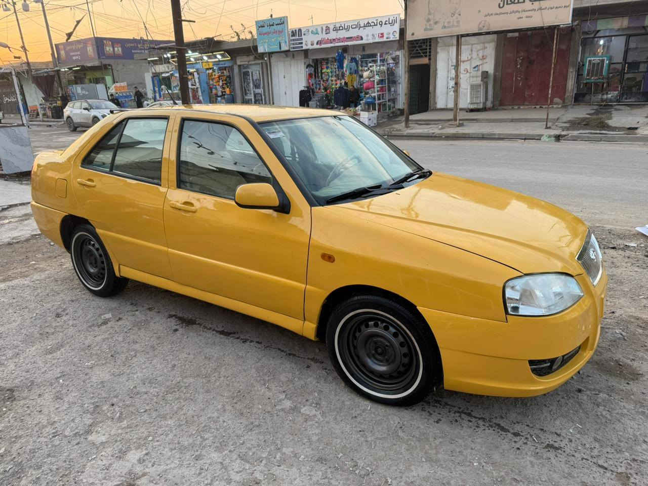 السلام عليكم شيري كوين 2009 محور كير ومكينه كورلا السياره معمره بدون ضربه ومصبوغه عام بدون دواخل كهربائيات تبريد محرك خير من الله دوشمه ارضيه تنته كله جديد السعر 37 المكان بغداد الشعله رقم ***********
